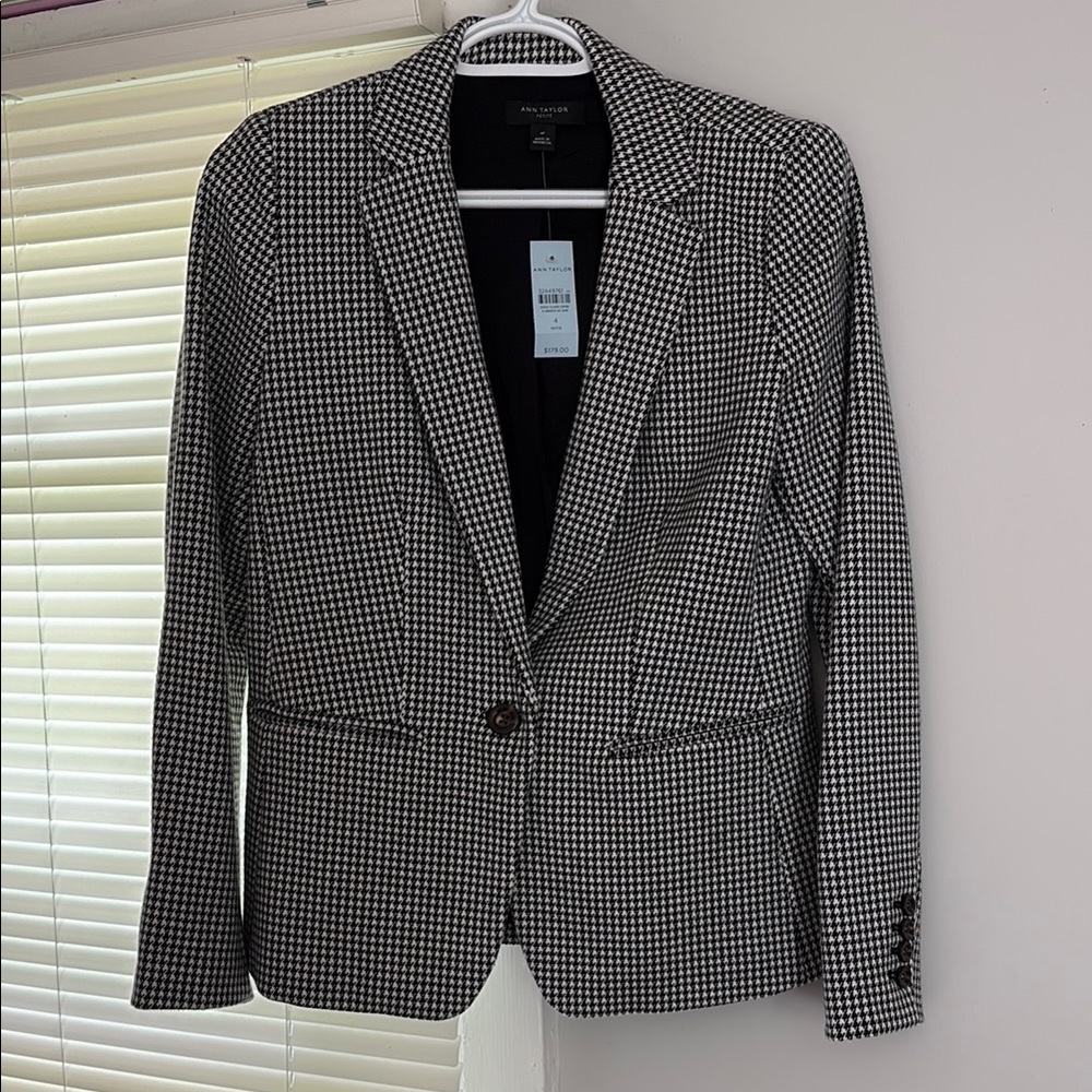 Ann Taylor Black and White Houndstooth Blazer